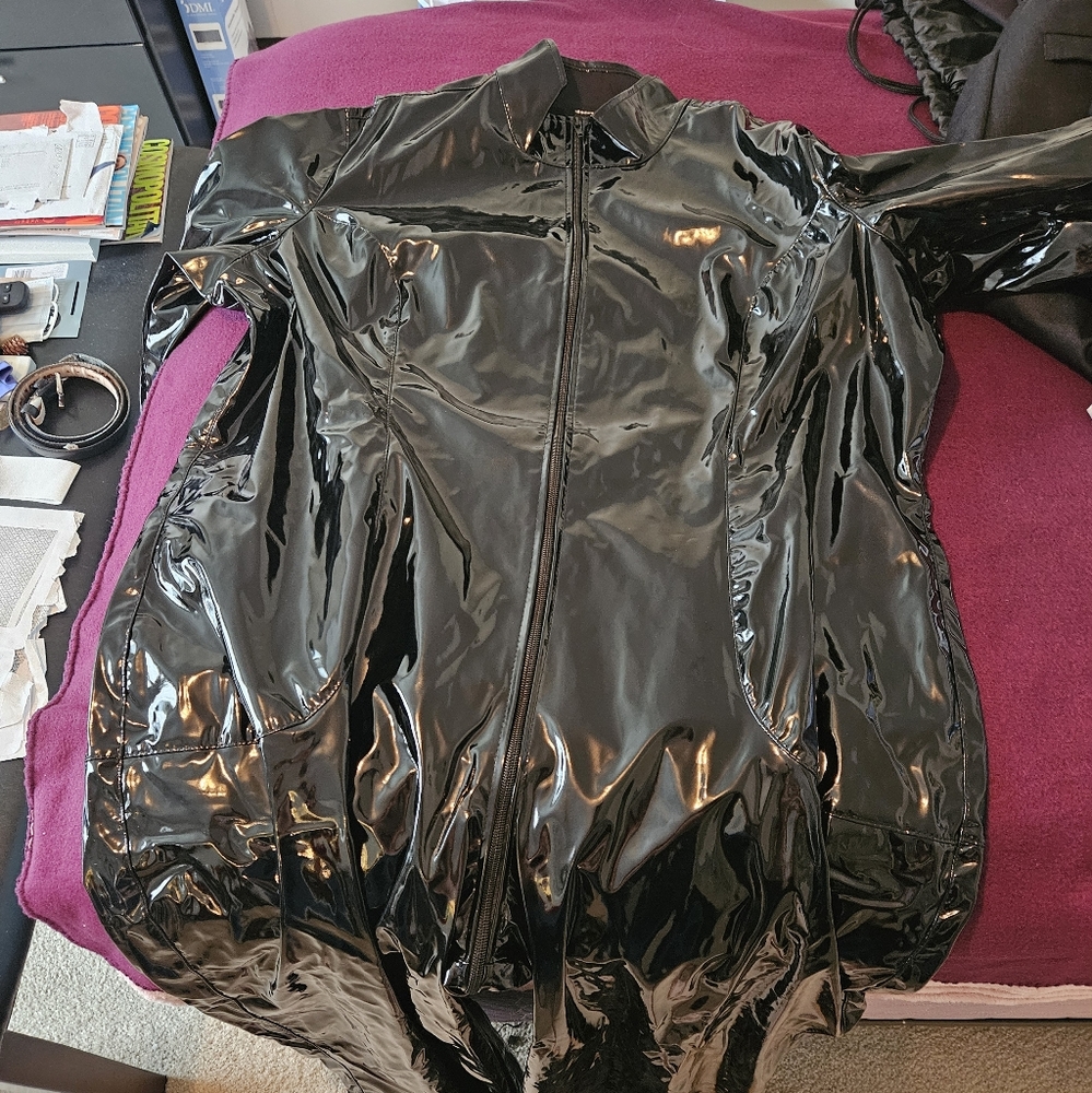 Honour 2 way zip PVC Catsuit size 3XL ( UK 26)